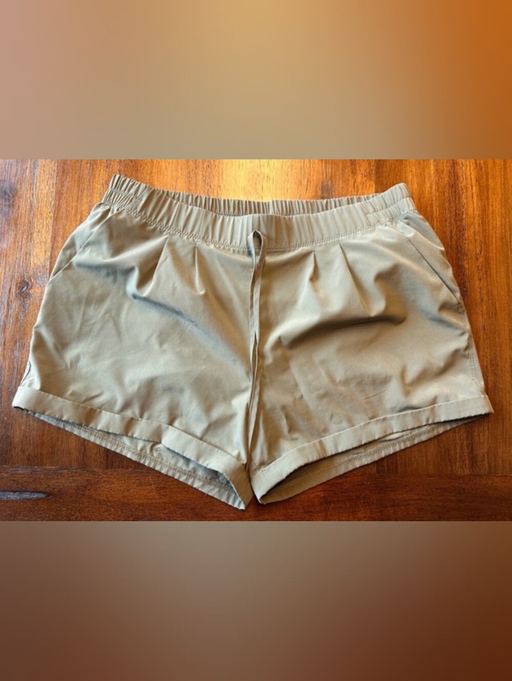 Zyia Women’s Elastic Waist Khaki Shorts M Medium